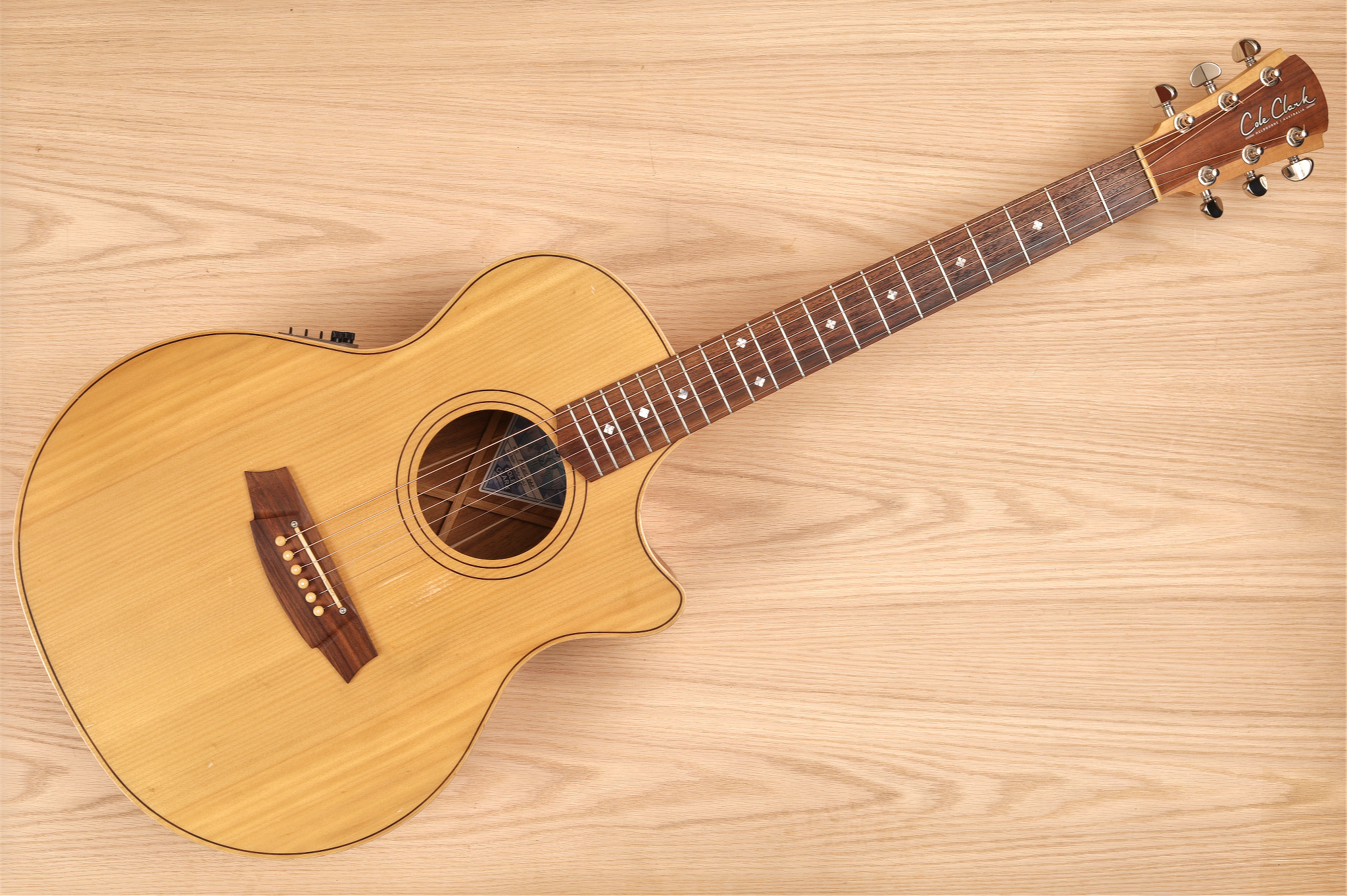 Aria AW-130
              12 String