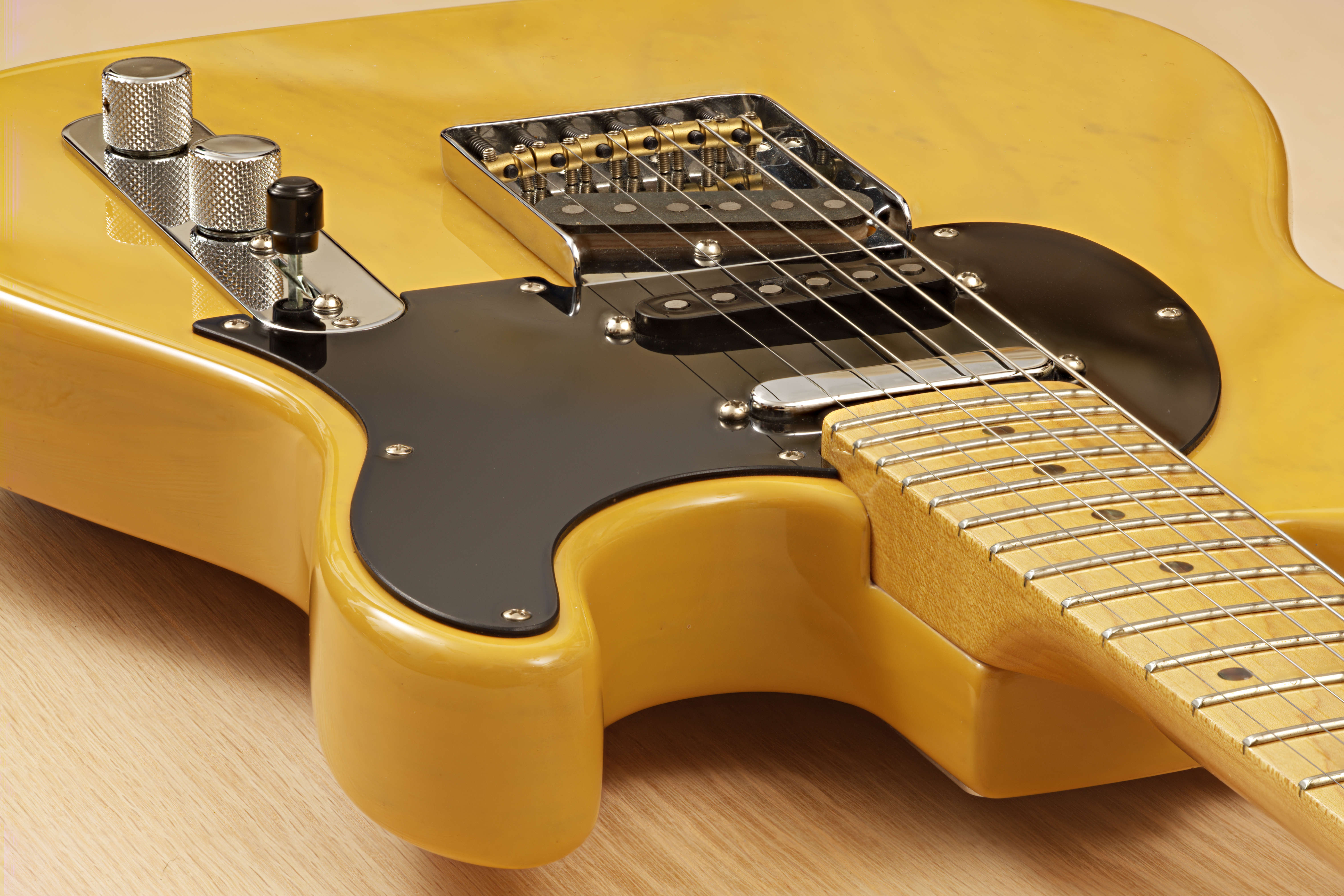 G&L